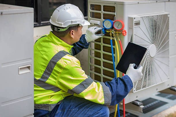Professional Hvac technician working in Tyrone, GA